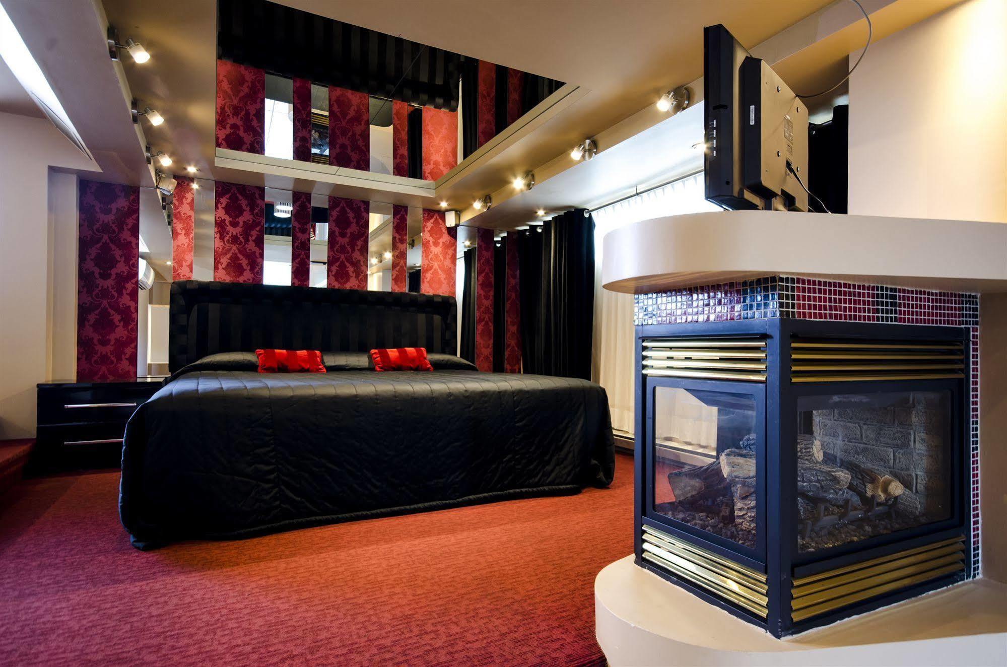 Motel Labarre Longueuil Esterno foto