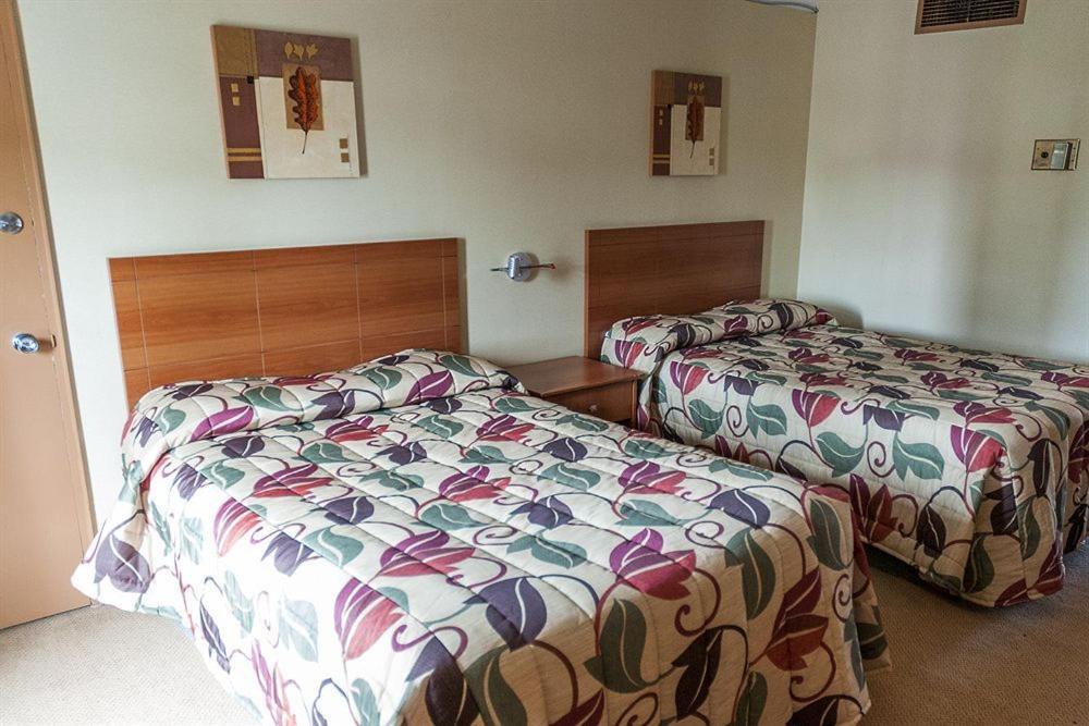 Motel Labarre Longueuil Esterno foto